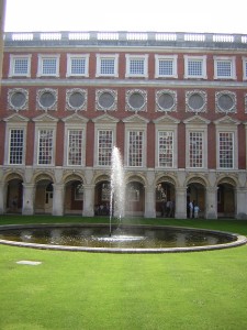 hc fountain yard